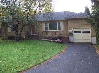 125 Park St, Warsaw, NY 14569