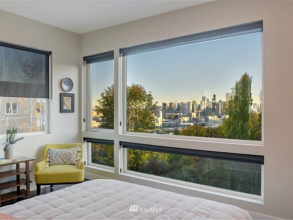 Beautiful City views from Master bedroom. Imagine the Night Views!
