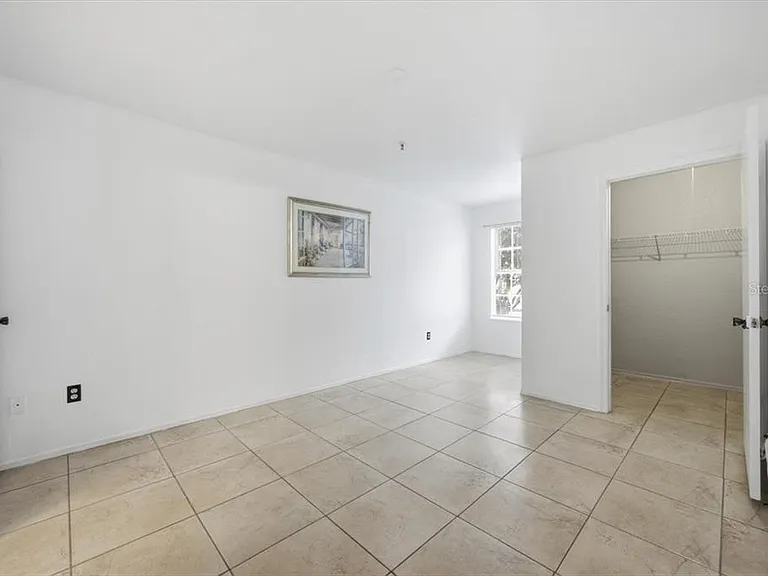 1602 Columbia Arms Cir #106 — Photo 12
