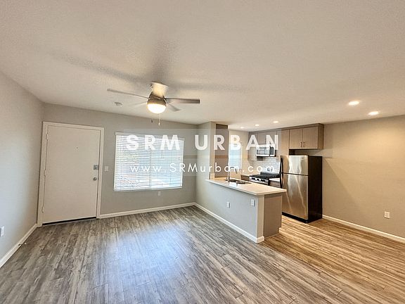 4th image of 4123 37th St APT 8