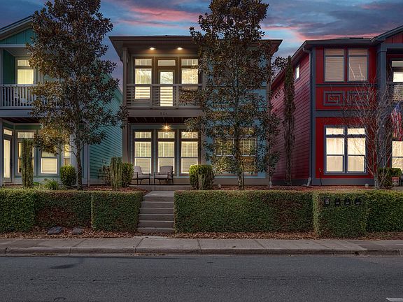 3rd image of 824 N Duval St
