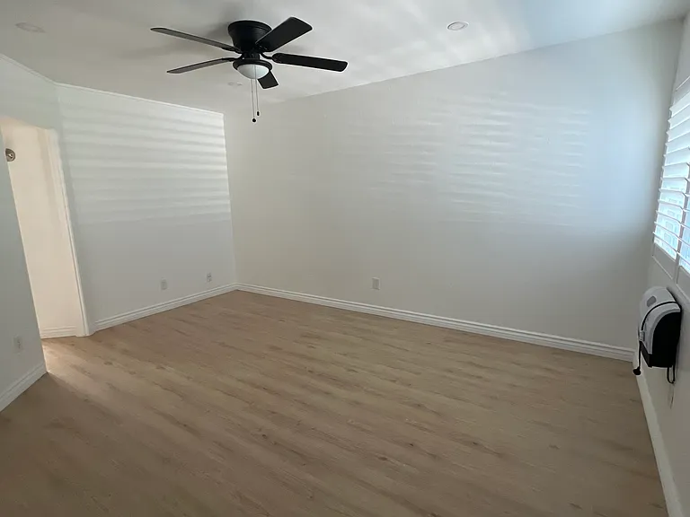 2125 Reed Ave #101 — Photo 7