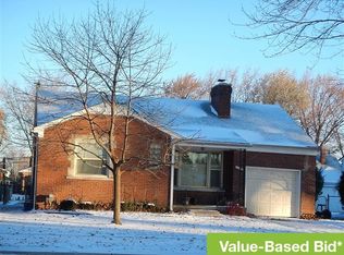 22509 Alexander St, Saint Clair Shores, MI 48081