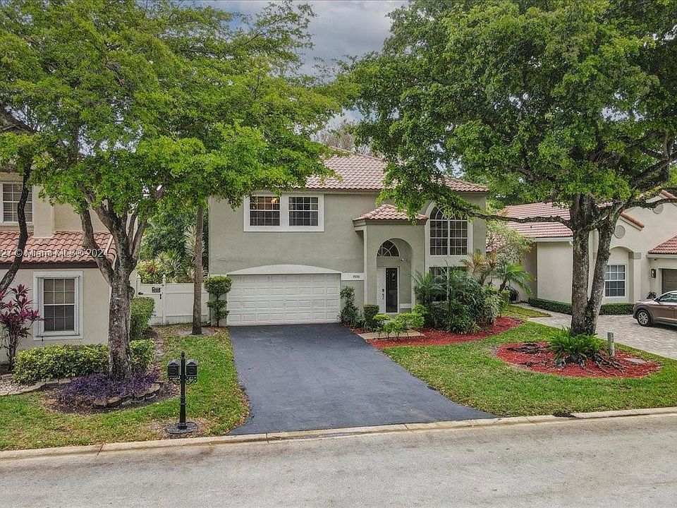 1st image of 7570 NW 61st Ter