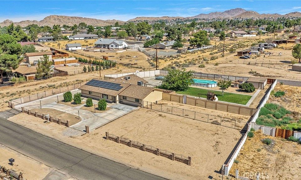 1st image of 15011 Tuscola Rd