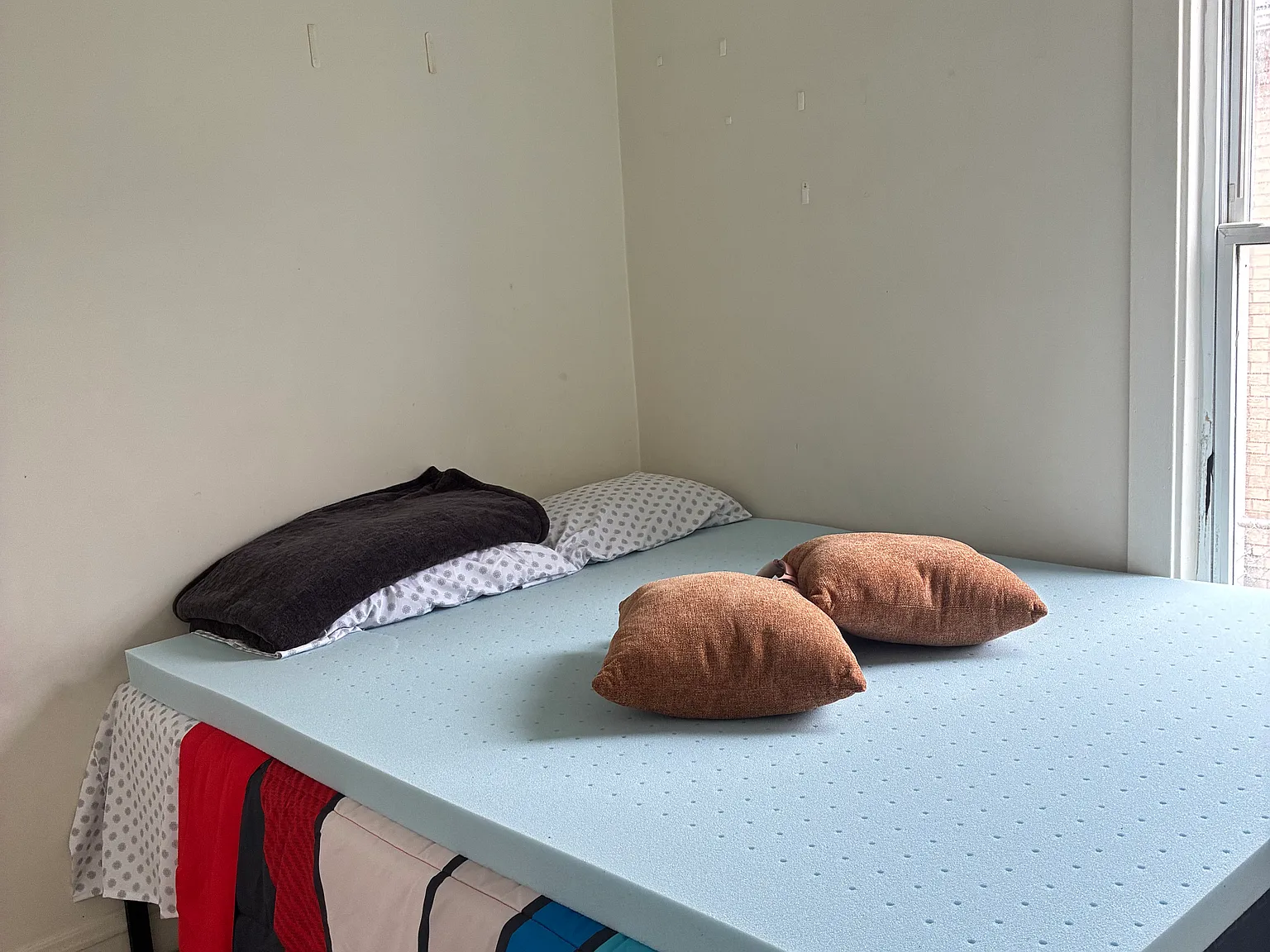 2 bed, 1050 sqft, $1,600 — Photo 4