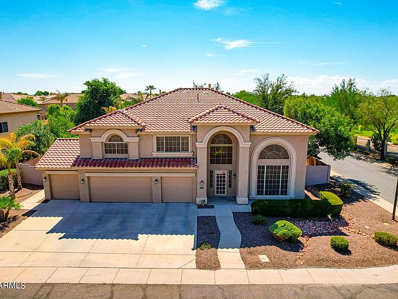 2nd image of 1609 E CANYON Way