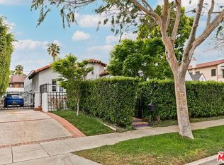 237 S Almont Dr, Beverly Hills, CA 90211