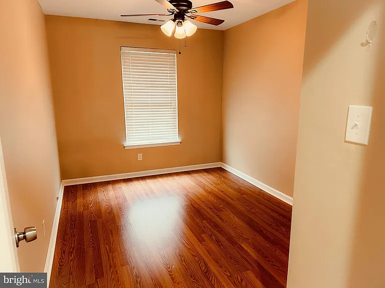 328A Delancey Pl #A — Photo 12