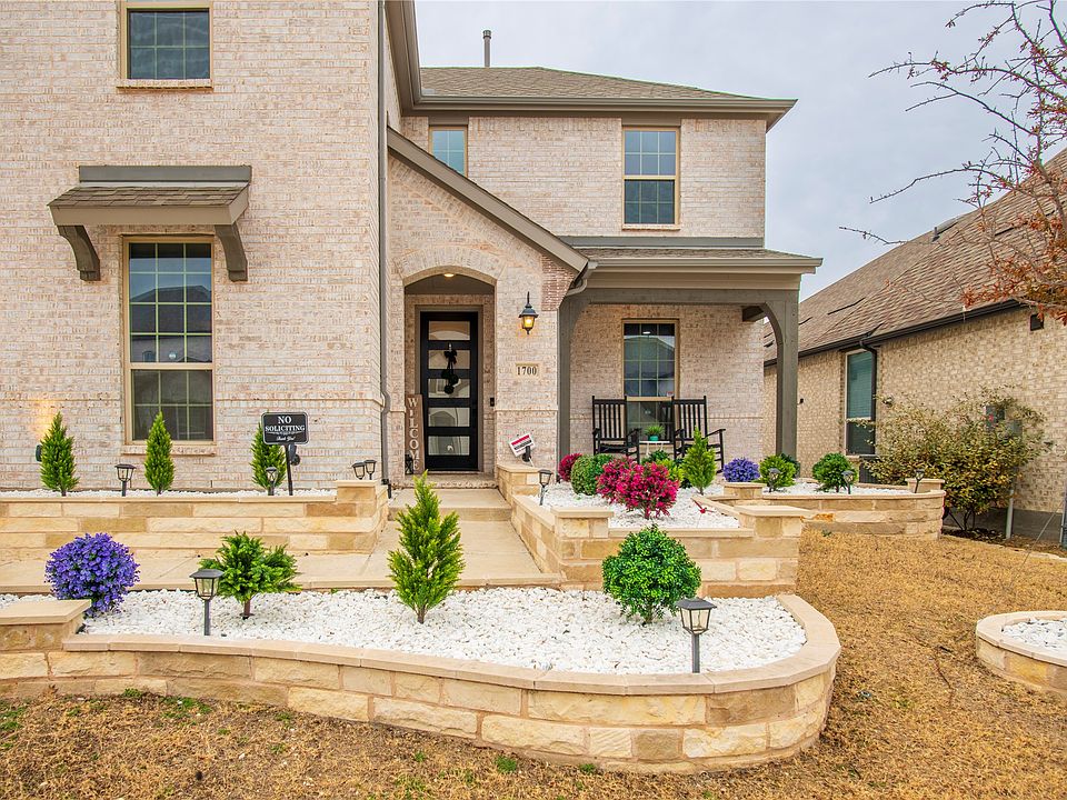 1st image of 1700 Hydrangea Ln