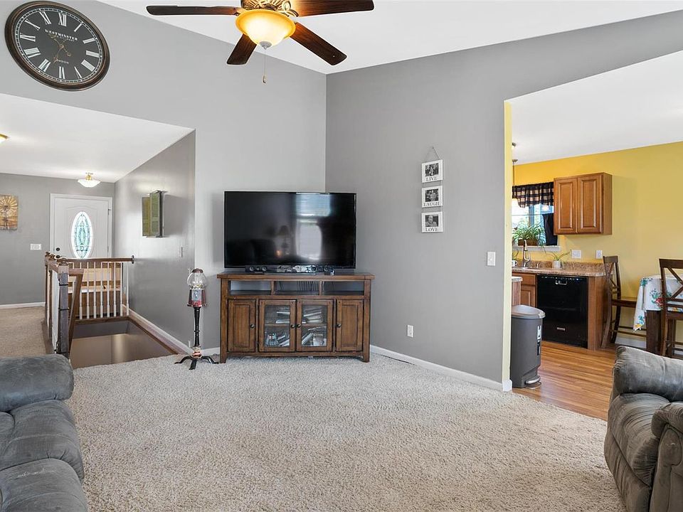 90 Majestic Lakes Blvd, Moscow Mills, MO 63362 Zillow