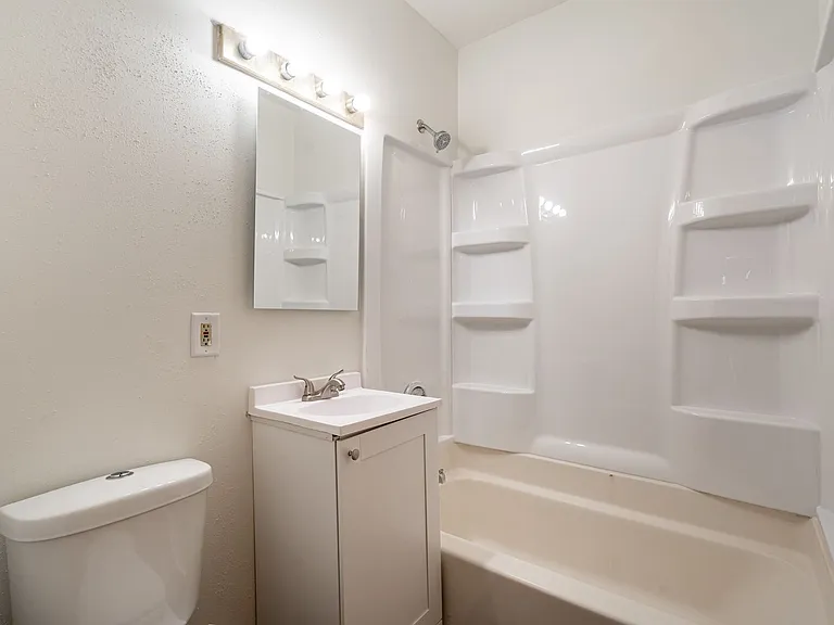3345 N Richards St — Photo 15