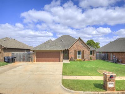 1612 Post Oak Ln, Moore, OK, 73160