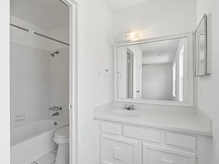 78 W Park West Dr — Photo 14