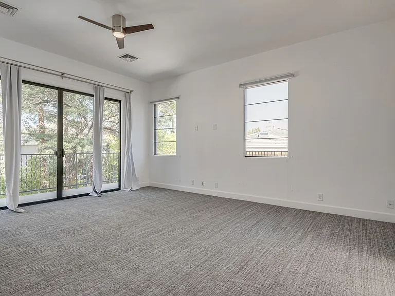 628 Edgebrook Dr — Photo 21