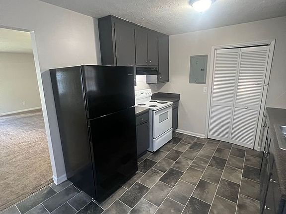 5th image of 429-431 Freeport Dr