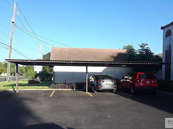 2nd image of 401 Boca Chica Blvd Building F