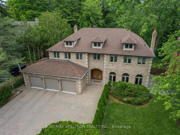 92 Proctor Ave, Markham, ON L3T 1M7