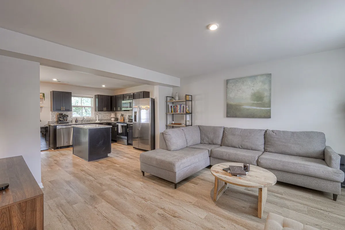 Building Photo - 2935 Winterberry Dr #47