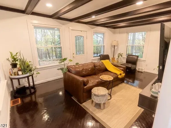 1056 River Rd, Ewing, NJ 08628