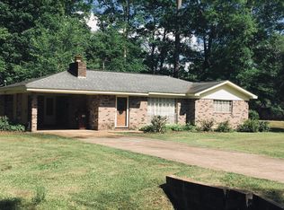 410 Parkview St, Amory, MS 38821