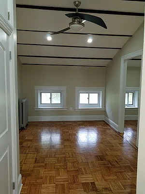 Rented by BR Edwards Associates Inc | media 4