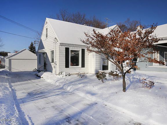 3rd image of 2565 Belfast Ave SE