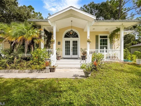 8004 Vega Ct, Labelle, FL 33935