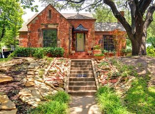 3197 Westcliff Rd W, Fort Worth, TX 76109