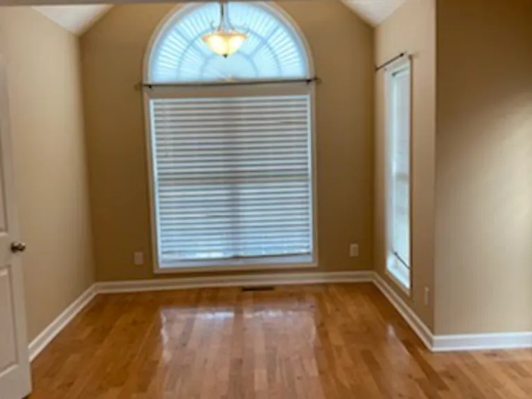 3903 Rhonda Ct — Photo 8