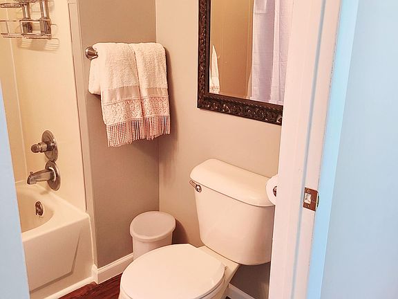 5th image of 4550 Glenalda Dr