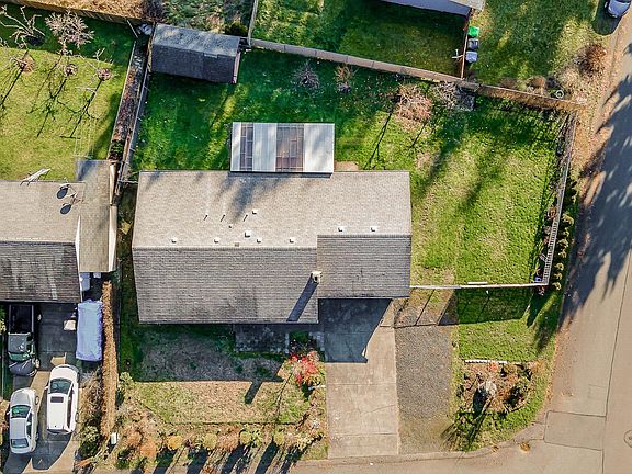 4th image of 8803 13th Ave NE