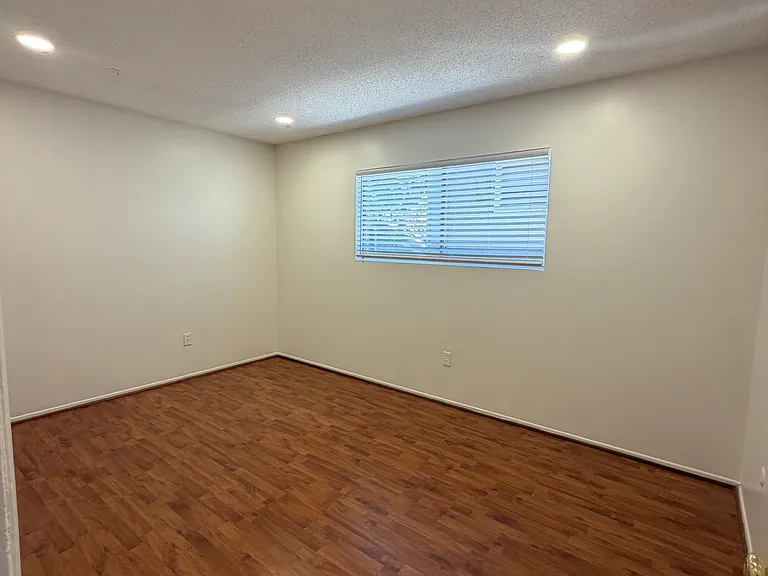14522 Del Amo Ave #D — Photo 16