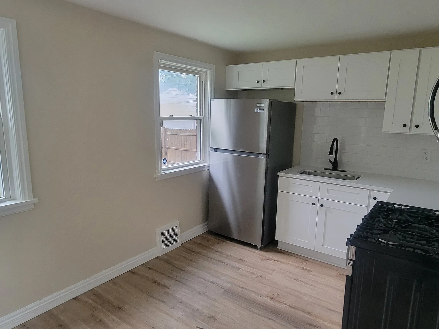 3 bed, 1179 sqft, $1,750 — Photo 3