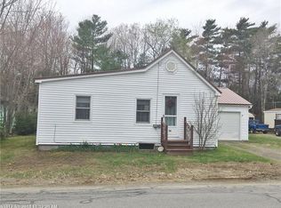 36 Pine St, Milford, ME 04461