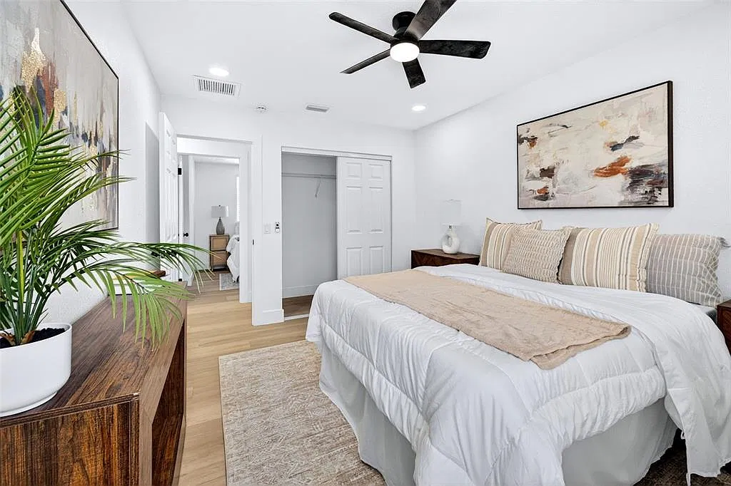 3 bed, 2.5 bath, 1948 sqft, $5,950 — Photo 4