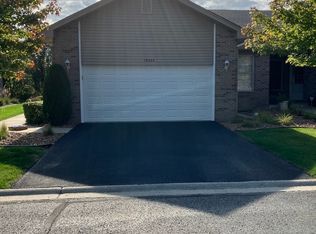 19246 104th Ave, Mokena, IL 60448