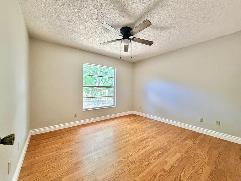 9237 Baton Rouge Dr — Photo 15