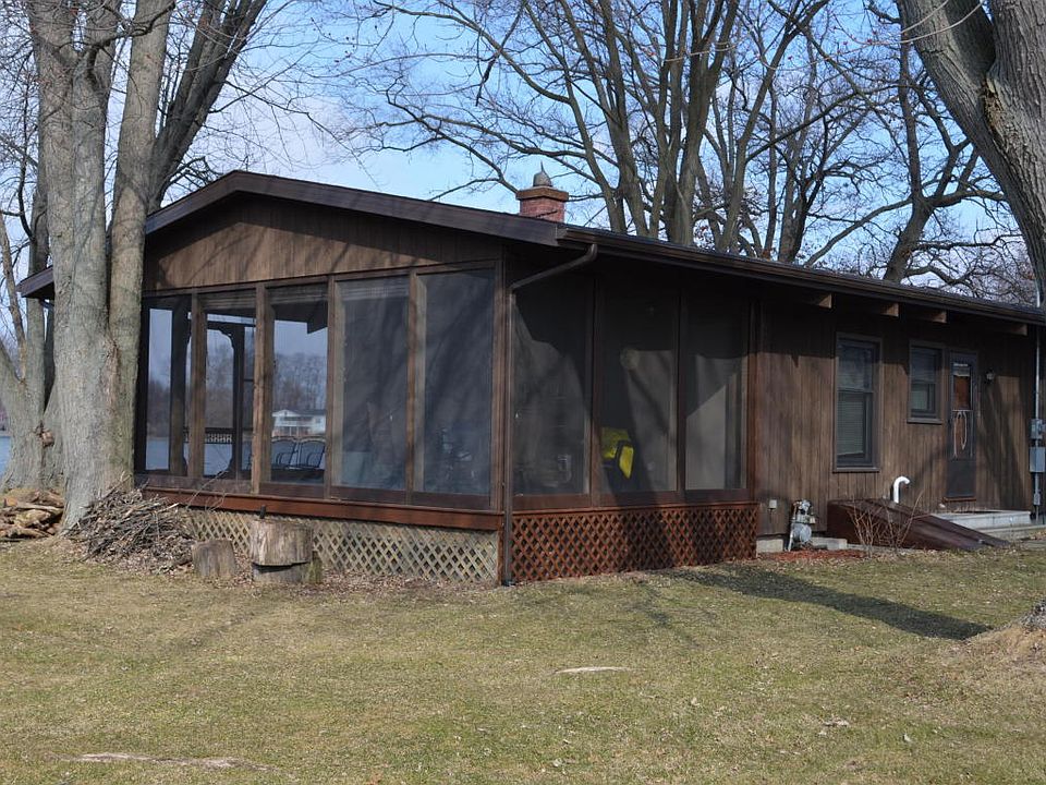 1st image of 25714 Rainbow Dr