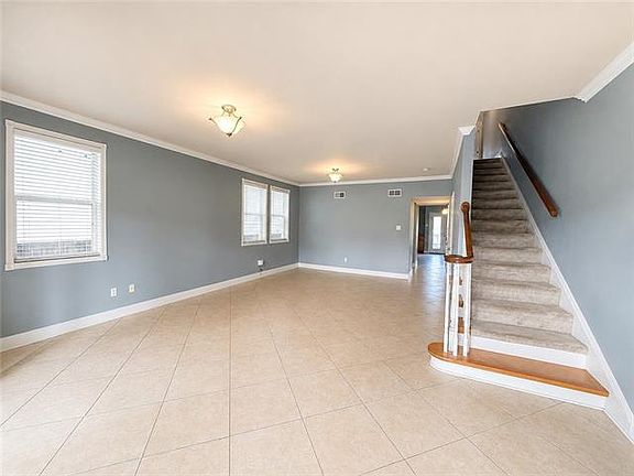 4th image of 6743 Colbert St