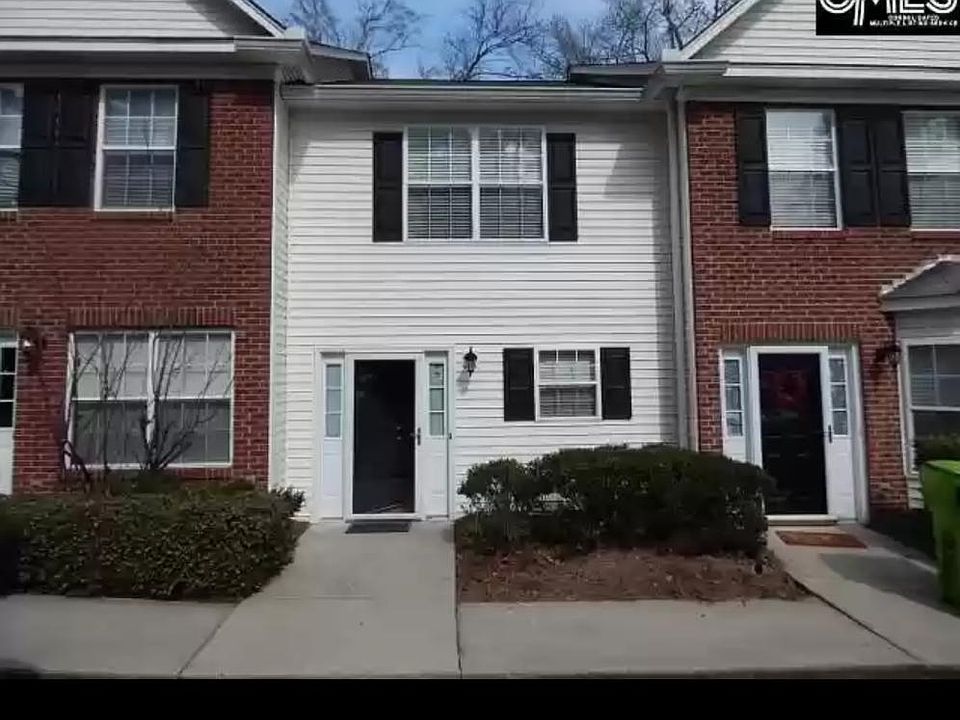 Front Elevation 2 story townhouse.
