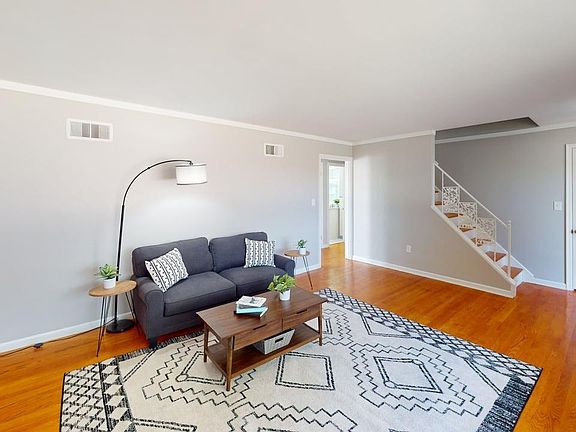5th image of 3058 Lindsey Dr