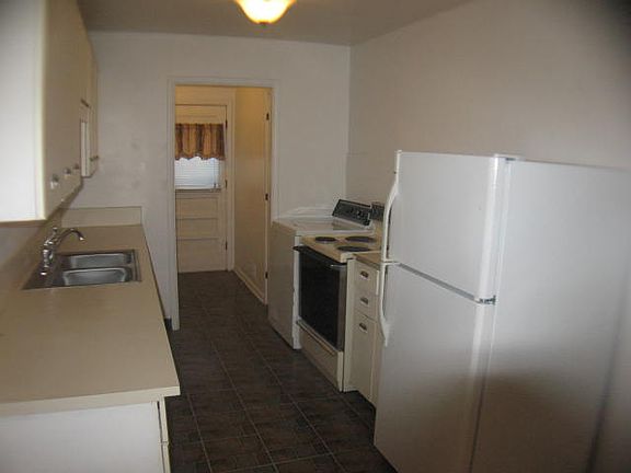 2524 N Elizabeth 002_03242014