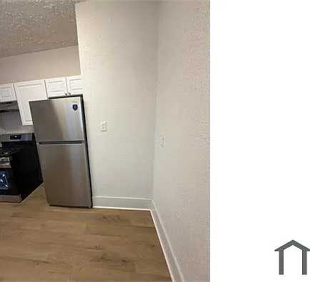 1361 Ellsworth St — Photo 9