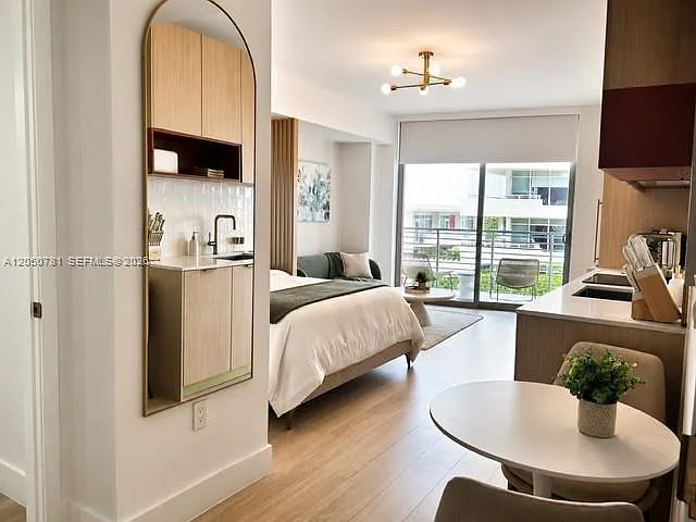 90 NE 32nd St #713 — Photo 5