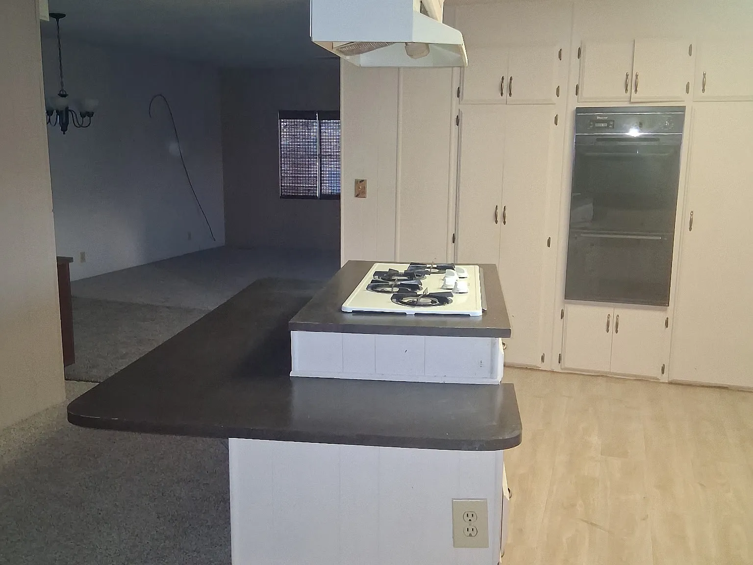 3 bed, 1600 sqft, $1,450 — Photo 3