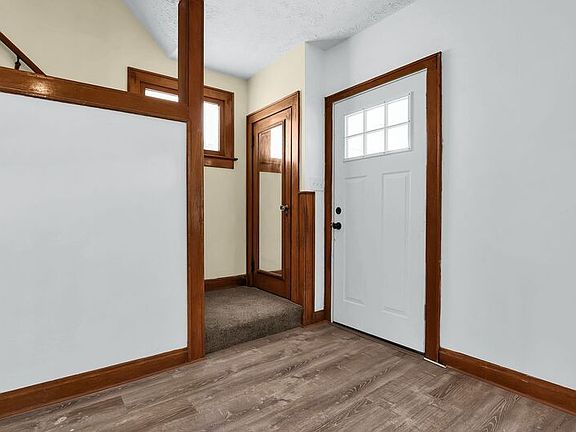 5th image of 588 Frebis Ave