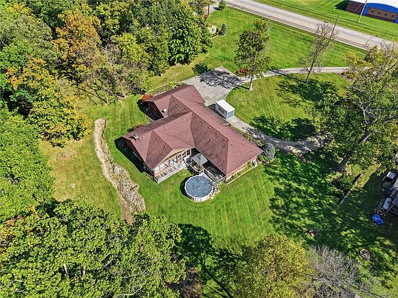 2nd image of 4063 Union Rd