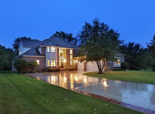 2535 Jasper Ct, Northbrook, IL 60062