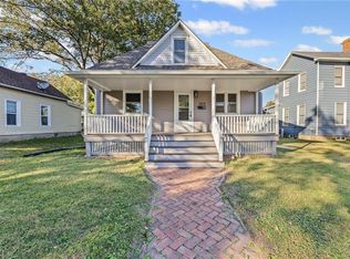 304 W Wea St, Paola, KS 66071